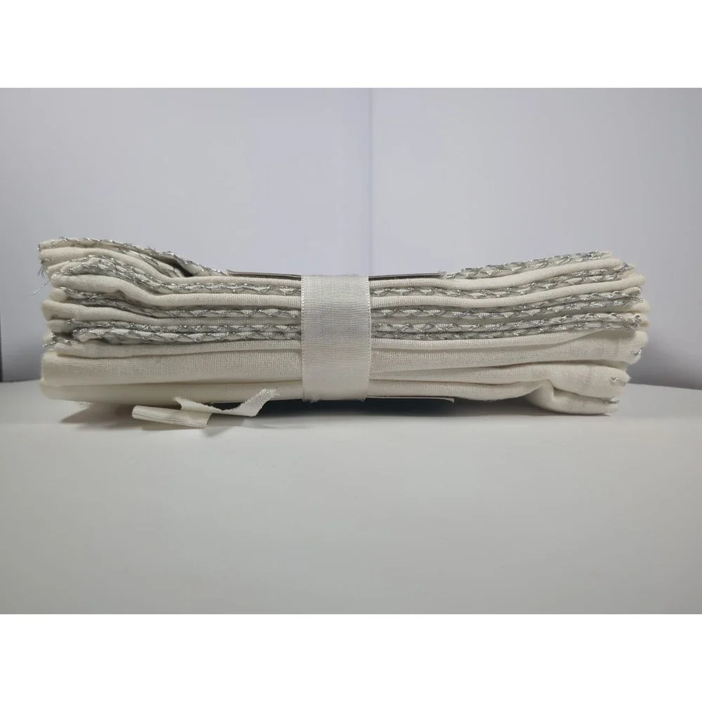 TAHARI Set of 8 Off White Cloth NAPKINS with‎ Silver Trim Stitching 18